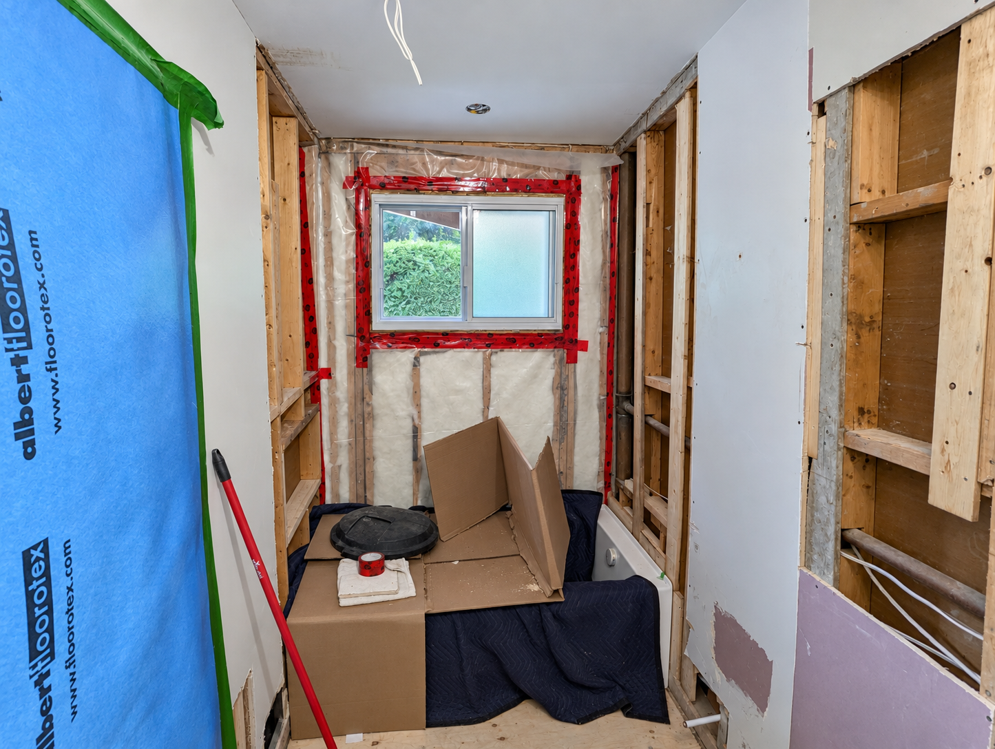 Salle de bain pendant les travaux — Saint-Bruno.